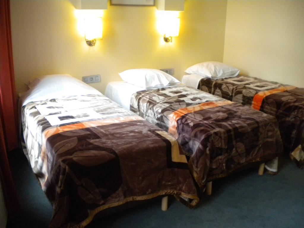Hotel Queen Mary Βρυξέλλες Εξωτερικό φωτογραφία