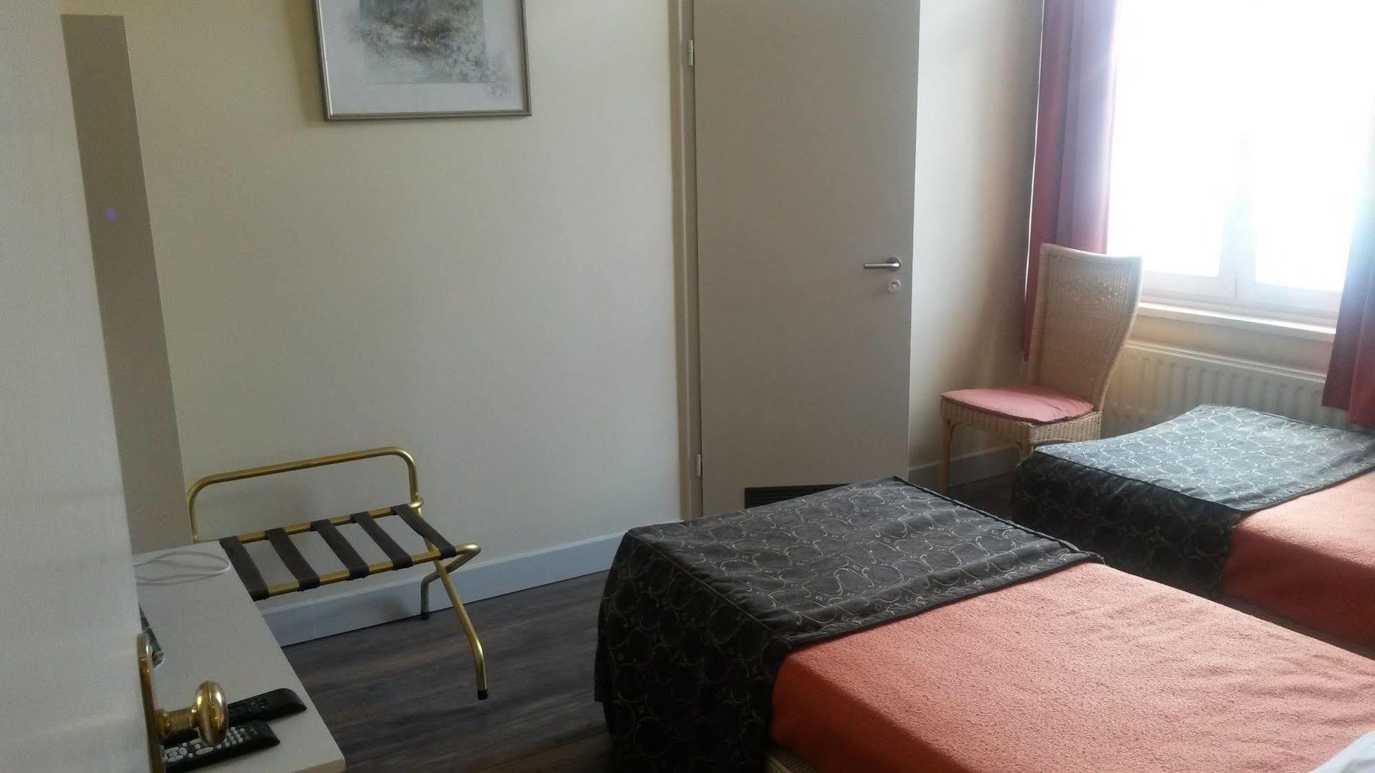 Hotel Queen Mary Βρυξέλλες Εξωτερικό φωτογραφία