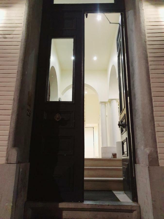 Hotel Queen Mary Βρυξέλλες Εξωτερικό φωτογραφία